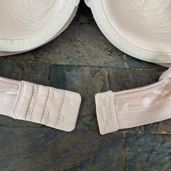 Bra Vanity Fair 36D - Picture 3 of 5